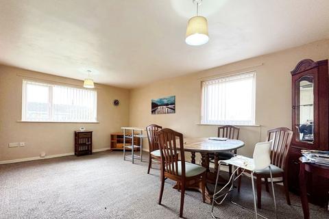 2 bedroom flat for sale - Basildon Gardens, Wallsend, Tyne and Wear, NE28 9AJ