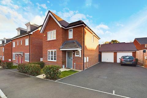 3 bedroom detached house for sale, Wrendale Drive, Worcester, Worcestershire, WR2