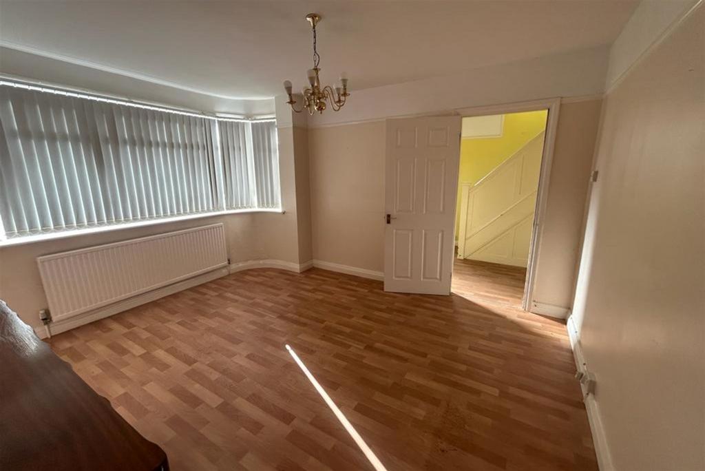 Canterbury Road, Birchington, Kent 3 bed semidetached house for sale