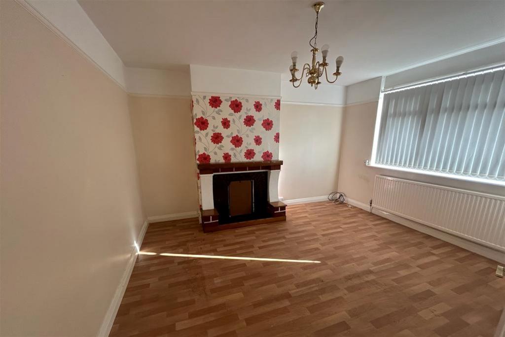 Canterbury Road, Birchington, Kent 3 bed semidetached house for sale