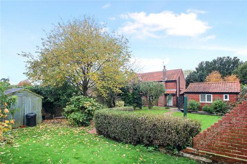 5 bedroom detached house for sale - Surlingham Lane, Rockland St. Mary, Norwich, Norfolk, NR14