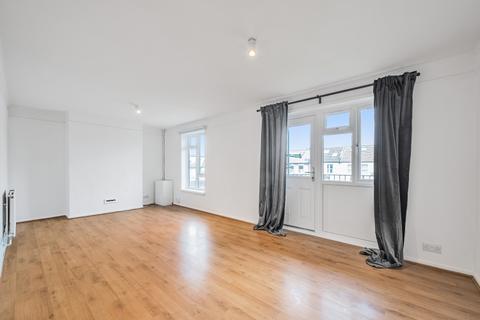 2 bedroom apartment to rent - Moffat Road Thornton Heath CR7