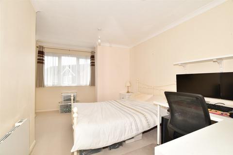 1 bedroom maisonette for sale, Windsor Close, Southwater, West Sussex