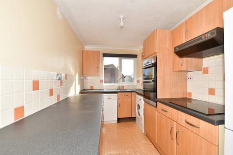 29 Windsor Close, Southwater, Horsham, RH13 9XH