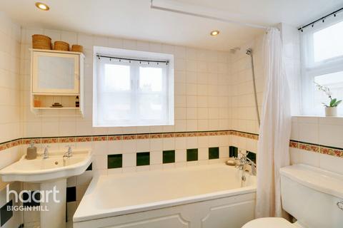 3, Dunoon Cottages Luxted Road, Downe, Orpington, BR6 7JU