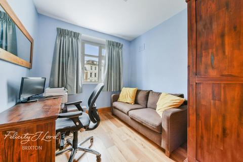 2 bedroom maisonette for sale, Leigham Court Road, London, SW16