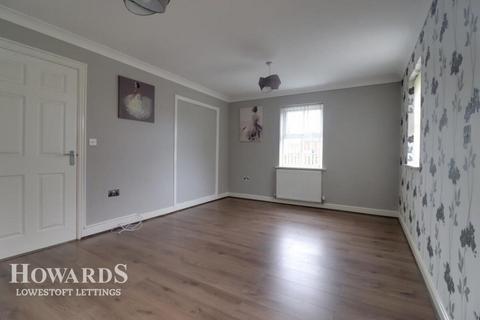 4 bedroom detached house to rent, Buttermere Way, Lowestoft