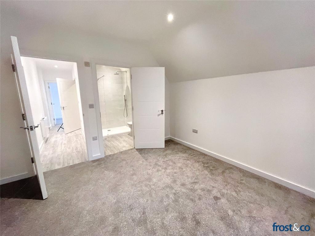 Bedroom / En Suite