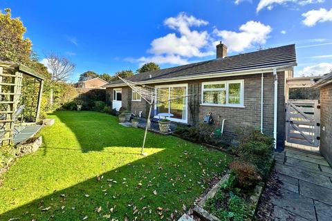 3 bedroom detached bungalow to rent, Cornford Way, Highcliffe, Dorset. BH23 4QU