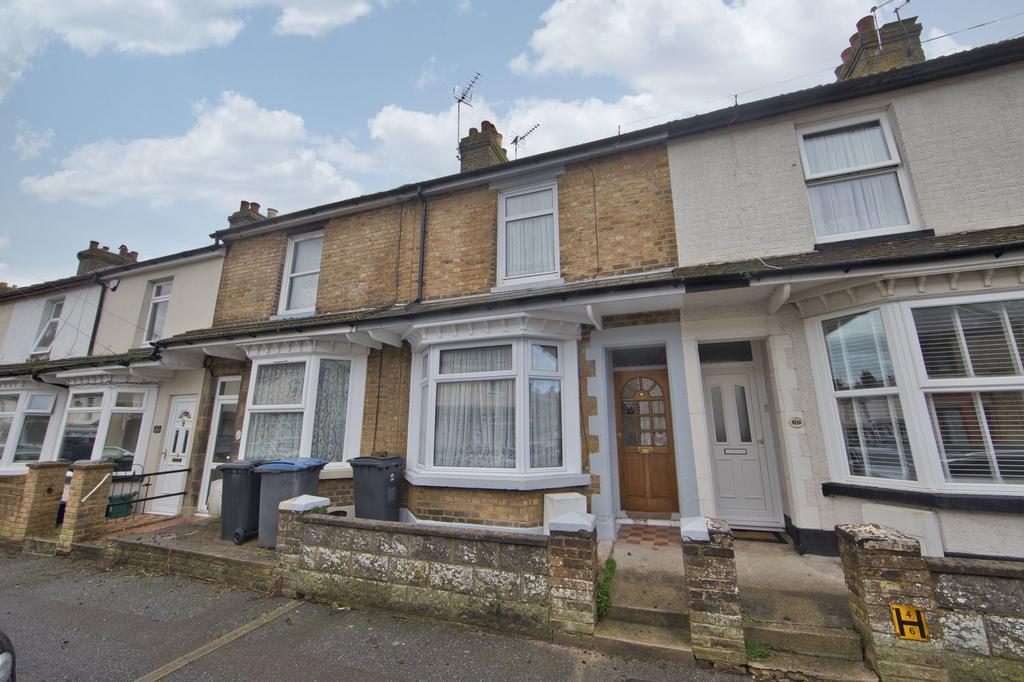 Manor Road, Dover, CT17 3 bed terraced house for sale £170,000