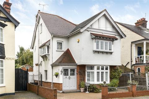 3 bedroom detached house for sale - Percy Road, London, N21