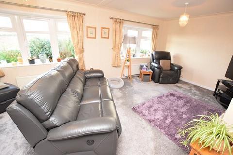 2 bedroom park home for sale, Warren Park, Warrant Road, Stoke Heath, Market Drayton, Shropshire