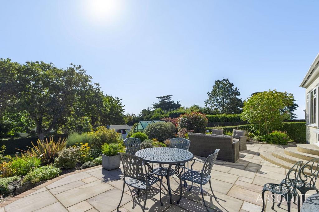 Oxlea Road, Torquay, TQ1 5 bed detached house for sale £750,000
