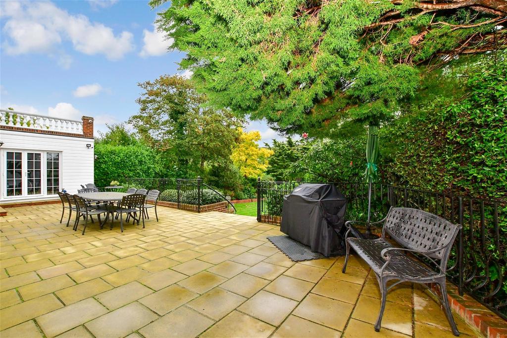 Patio / Decking