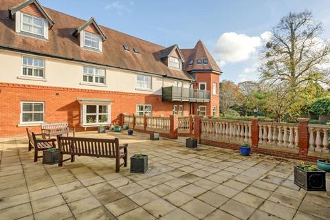 1 bedroom retirement property for sale, Sunningdale,  Berkshire,  SL5