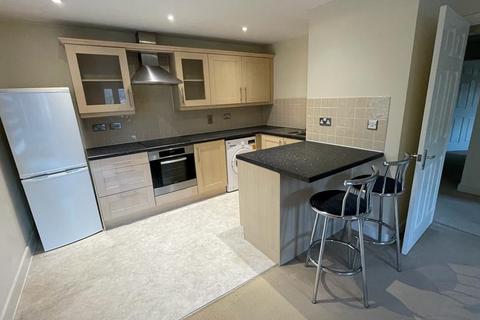 2 bedroom flat to rent, Empire Walk, Kent, DA9