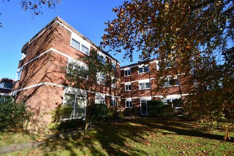 2 bedroom apartment to rent, Warren Road, Guildford GU1