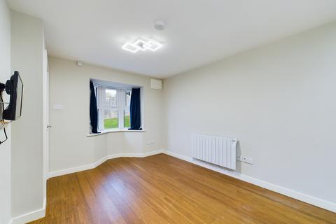 2 bedroom terraced house to rent, Lawsone Rise, High Wycombe, Buckinghamshire, HP13 5NS