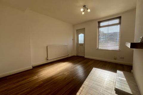 2 bedroom terraced house to rent, Railway Street, Stafford, ST16 2EA
