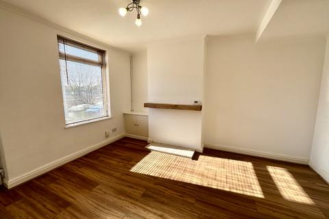 2 bedroom terraced house to rent, Railway Street, Stafford, ST16 2EA