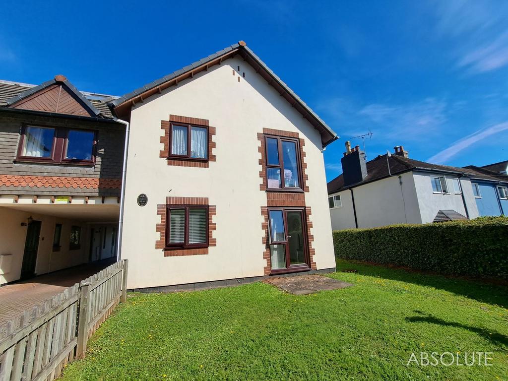 Hayes Road, Hayes Mews, TQ4 2 bed ground floor flat for sale £150,000