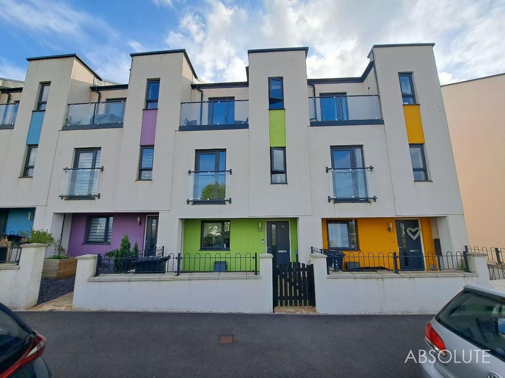 White Rock Way, Paignton, TQ4 4 bed terraced house £279,950
