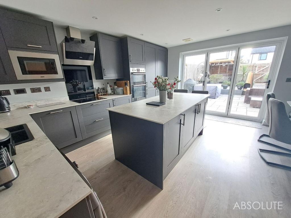 White Rock Way, Paignton, TQ4 4 bed terraced house £279,950