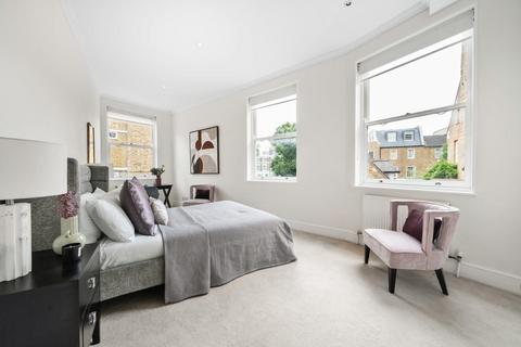 2 bedroom flat for sale, Maxwell Road, Fulham