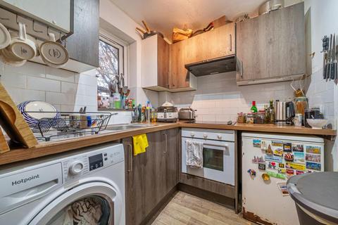 1 bedroom flat for sale, High Wycombe,  Buckinghamshire,  HP11