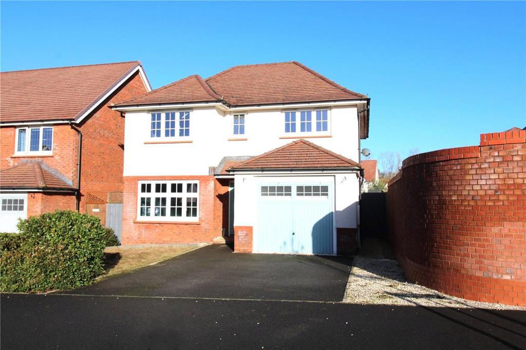 Chalcot Road, Coate, Swindon, Wiltshire, SN3 4 bed detached house for