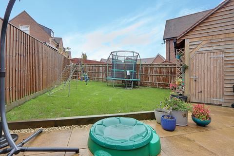 10 Cornice Road, Chineham, Basingstoke, RG24 8BP