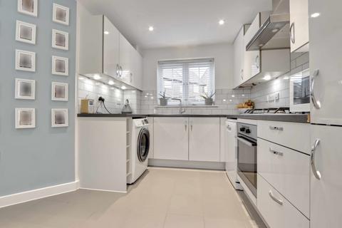 10 Cornice Road, Chineham, Basingstoke, RG24 8BP