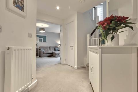 10 Cornice Road, Chineham, Basingstoke, RG24 8BP