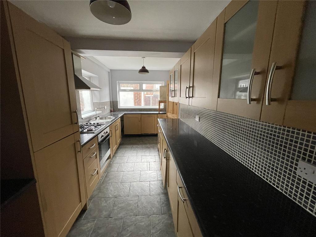 Kitchen 2