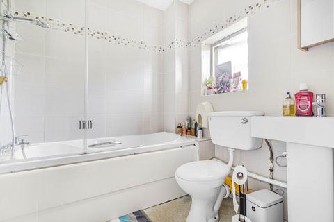 3 Avens Way, Oxford, OX4 7WL