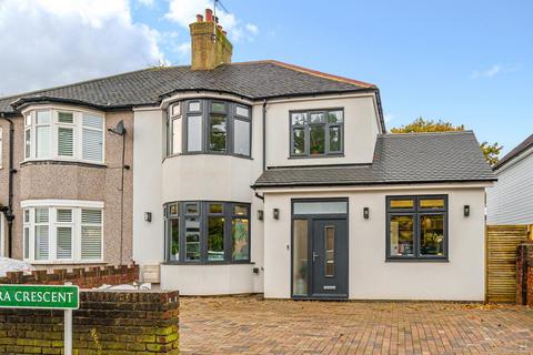 48a Alexandra Crescent, Bromley, BR1 4EX