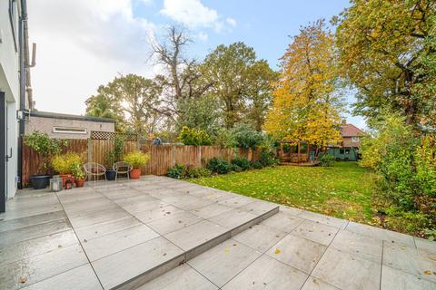 48a Alexandra Crescent, Bromley, BR1 4EX