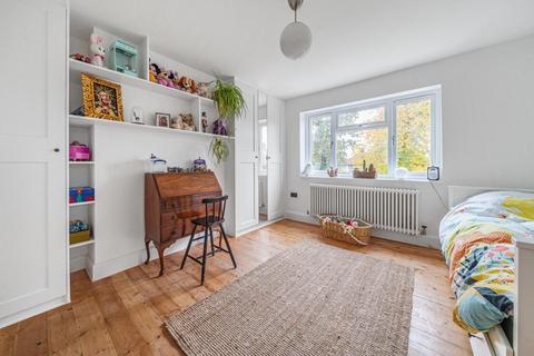 48a Alexandra Crescent, Bromley, BR1 4EX