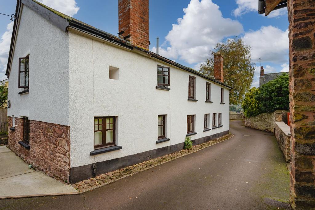 Mill Lane, Sandford, EX17 4 bed farm house for sale £1,150,000