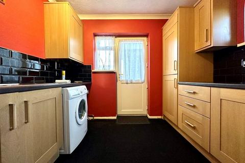 2 bedroom maisonette for sale, Chawton Park Road, Alton, Hampshire
