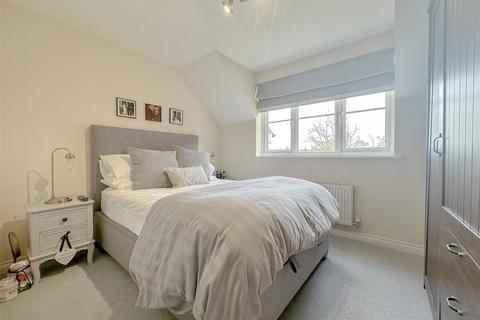 2 bedroom apartment for sale, Bennington Drive, Borehamwood, Hertfordshire, London, WD6