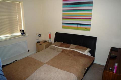 2 bedroom coach house to rent, Dalton road, Hamilton, Leicester, LE5