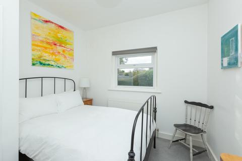 16 Convent Road, Broadstairs, CT10 3BE