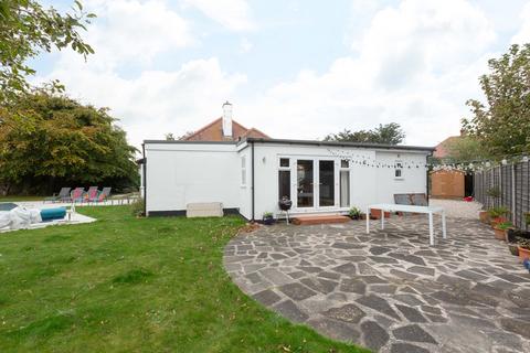 16 Convent Road, Broadstairs, CT10 3BE