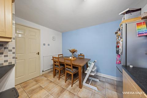 21 Preesall Road, Ashton On Ribble, Preston, PR2 1PQ
