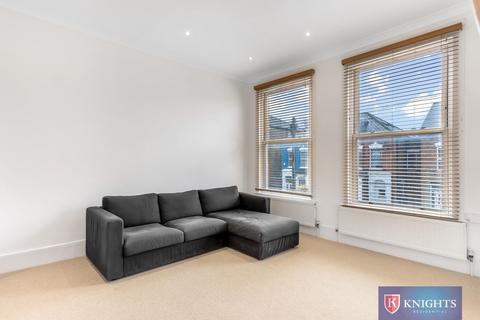 2 bedroom flat to rent, Pembury Road, Tottenham, London, N17