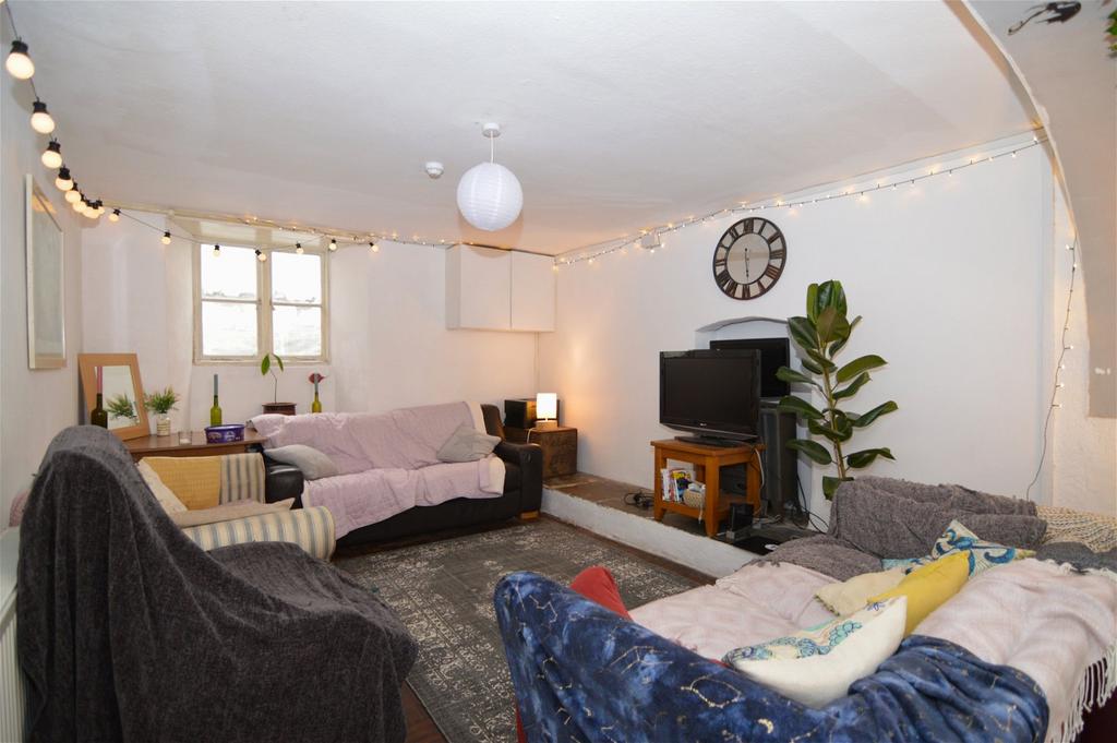 Killigrew Street, Falmouth 8 bed terraced house for sale £500,000