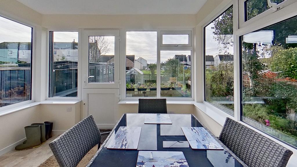 52 Castledykes Road, Kirkcudbright - Williamson an