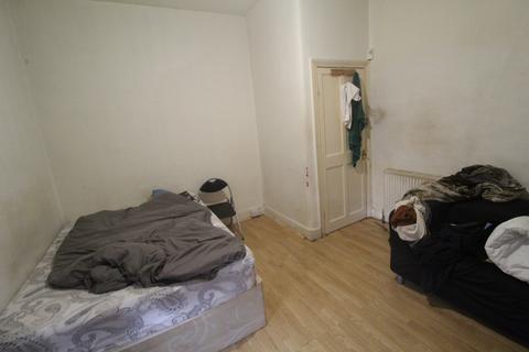 2 bedroom flat for sale, Cartford SE6