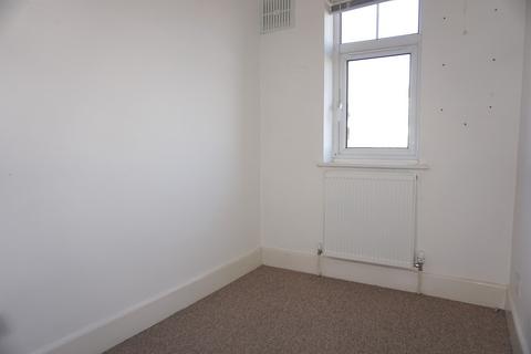 4 Thrigby Road, Chessington, KT9 2AQ